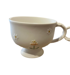 Tasse sur pied - marguerites