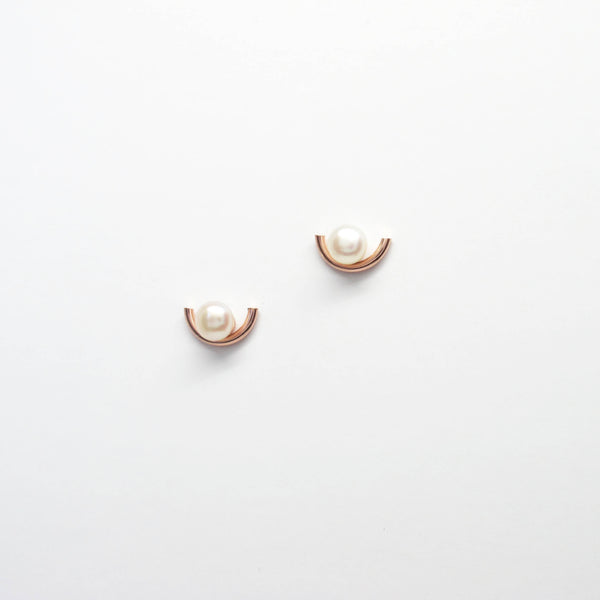 Boucles d'oreilles - Perle et arc